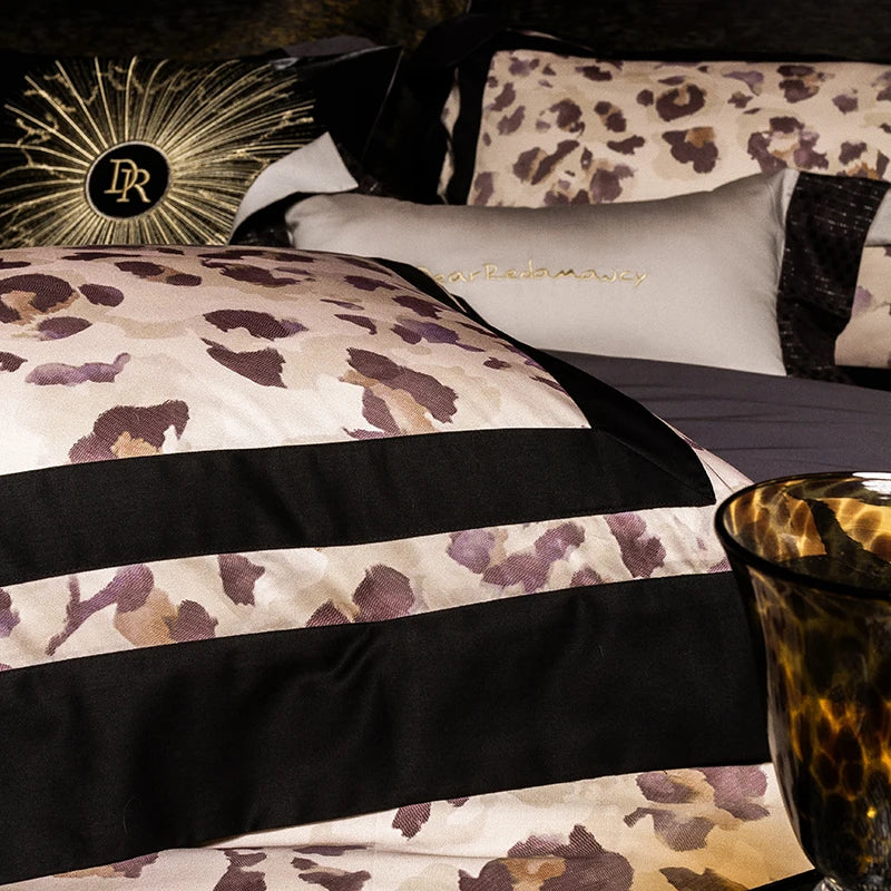 Decorbites™ Leopard-Muster Luxus-Bettwäsche-Set Queen King Größe Daunenbettdecke Bezug Laken Kissenbezüge