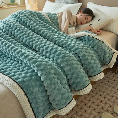 Decorbites™ Kuscheliges Flanell-Fleece-Decke für warmen Herbst- und Winterschlaf