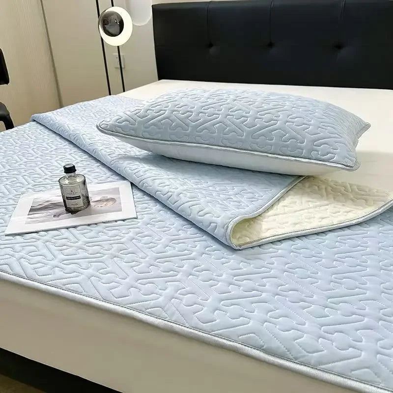 Latex Cooling Bed Mat Set