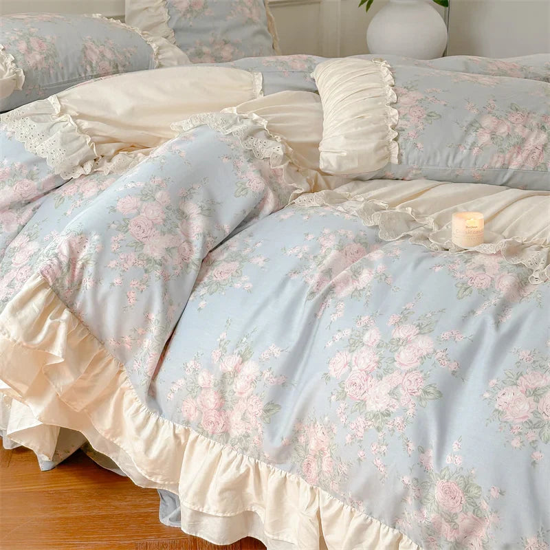 Decorbites™ Französisches Blumen-Bettwäsche-Set: Vintage-Ländliche Blumen mit Rüschen, Bettbezug, Spannbettlaken und Kissenbezüge