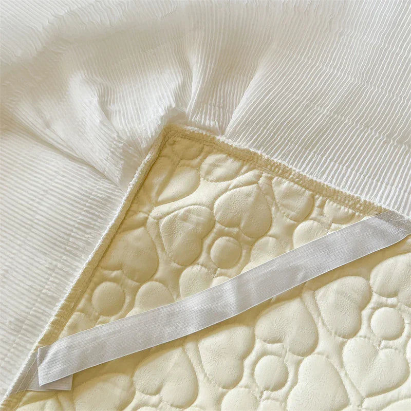 Decorbites™ Spitzenspitzen-Gequilter Kühlendes Bettrock-Set