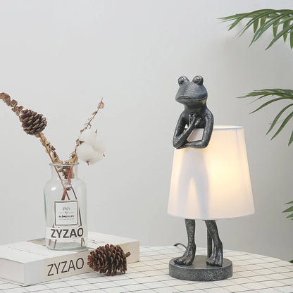DecorBites™ Frog Resin Desk Lamp: Retro Design LED Bedroom Lighting Fixture