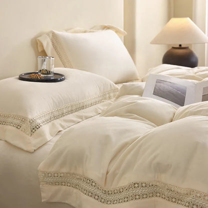 Decorbites™ Kuscheliges Samt-Spitzen-Bettwäsche-Set: Daunendeckelbezug, Laken, Kissenbezüge – 4 Teile warm & stilvoll