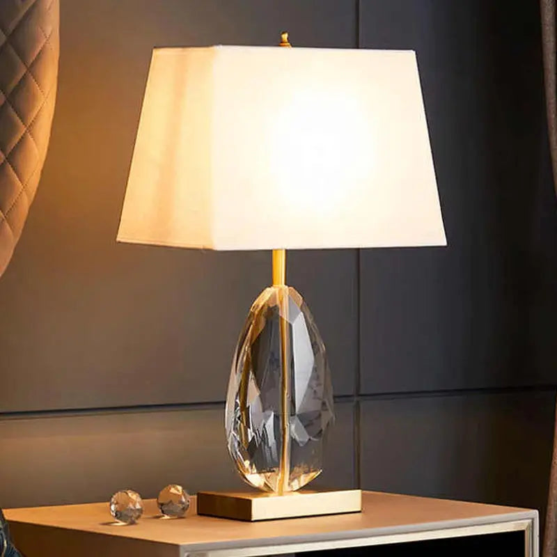 Decorbites™ Kristall-Nachttischlampe: Modernes nordisches Design, Stoff-Lampenschirm für Wohnzimmer & Schlafzimmer