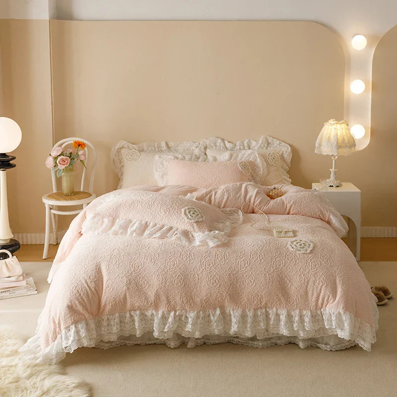 Decorbites™ Luxus-Geschnitztes Samt-Spitzen-Volants-Bettwäsche-Set mit Steppdecken-Bettrock