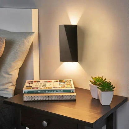 Decorbites™ LED-Wandleuchte Modern Minimalistische Nachttischleselampe Wohnzimmer Hotel Leuchte