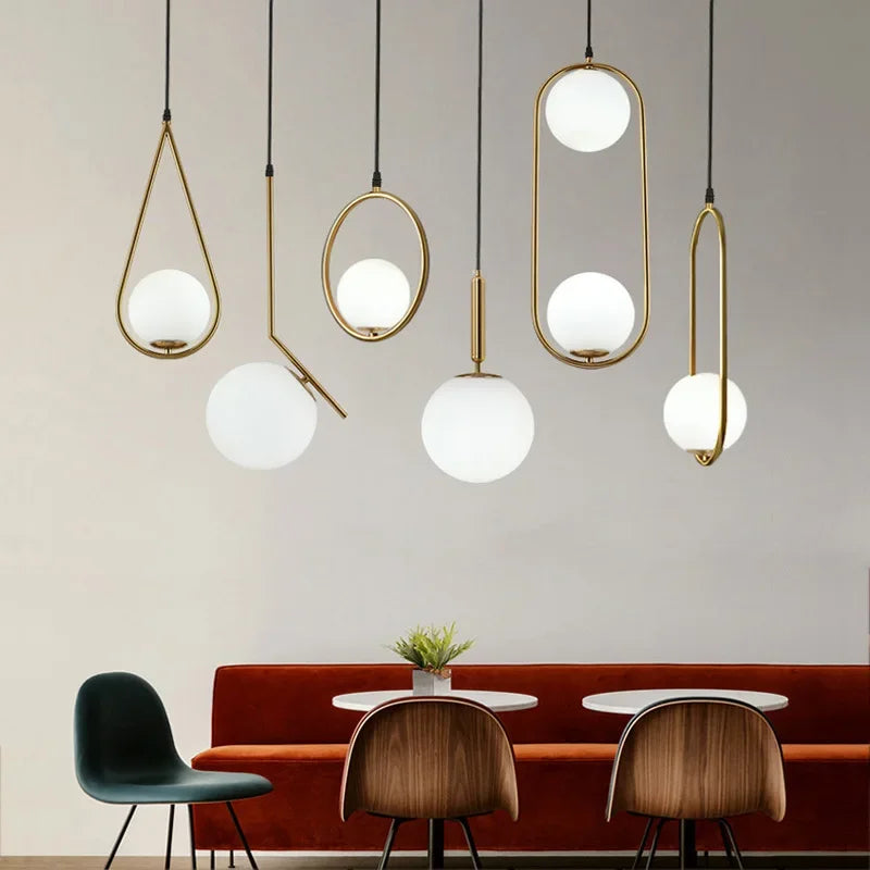 Decorbites™ Goldener Ring-Glasball-Hängeleuchte für Schlafzimmer und Wohnzimmer.
