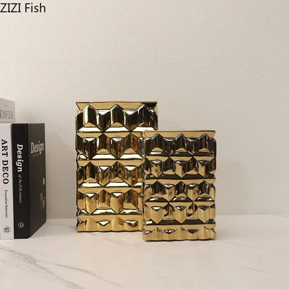 DecorBites™ Goldene Quadratische Keramikvase mit Künstlichen Blumen für Ästhetische Raumdeko