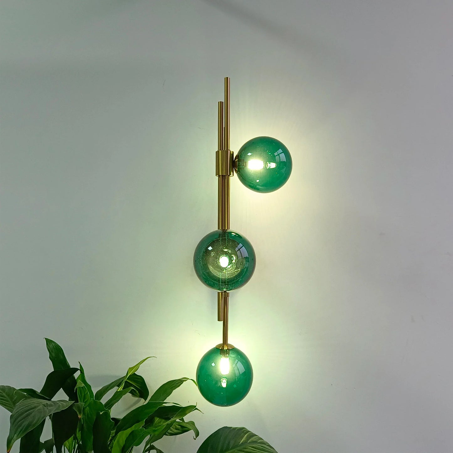 Decorbites™ Grüne Weiße Glasball-Wandlampen Nordisch Heimdekoration Nachttisch-Wandleuchte Goldene Leuchten