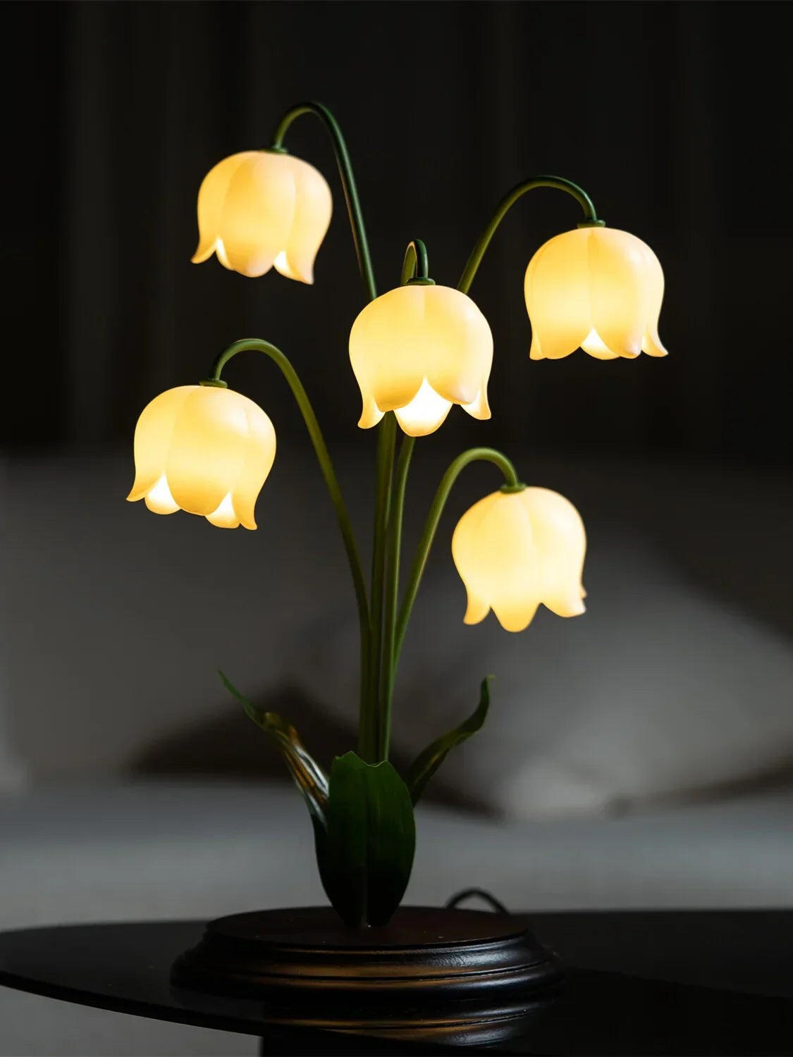Decorbites™ LED-Blümentischleuchte – Dekorative Schreibtischlampe für Schlafzimmer, Wohnzimmer, Arbeitszimmer