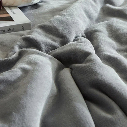 Decorbites™ Gemütliche Winter-Fleece-Decke | Queen-Größe Weiche & Warme Daunensteppdecke