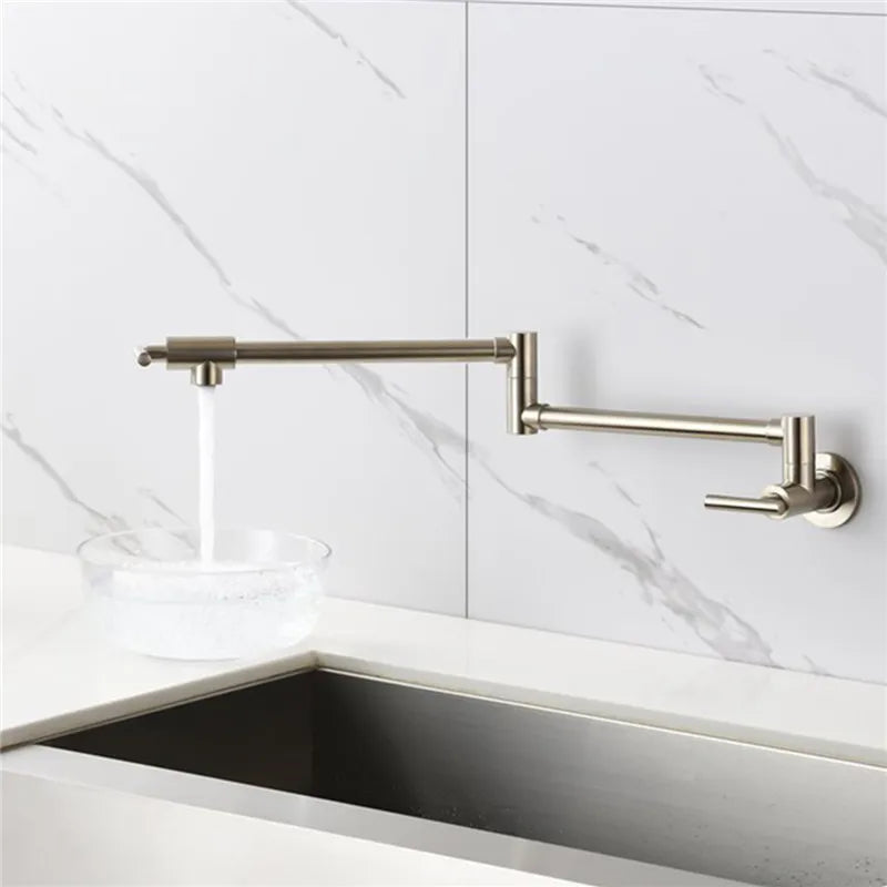 Decorbites™ Gebürstetes Gold Küchen-Topf-Füller-Wandarmhahn Einziger Kalt Wasser Klappbarer Auslauf
