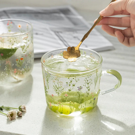 Decorbites™ Großkapazitäts-Glasbecher mit Skala, hitzebeständig, niedliches Design – Perfektes Geschenk