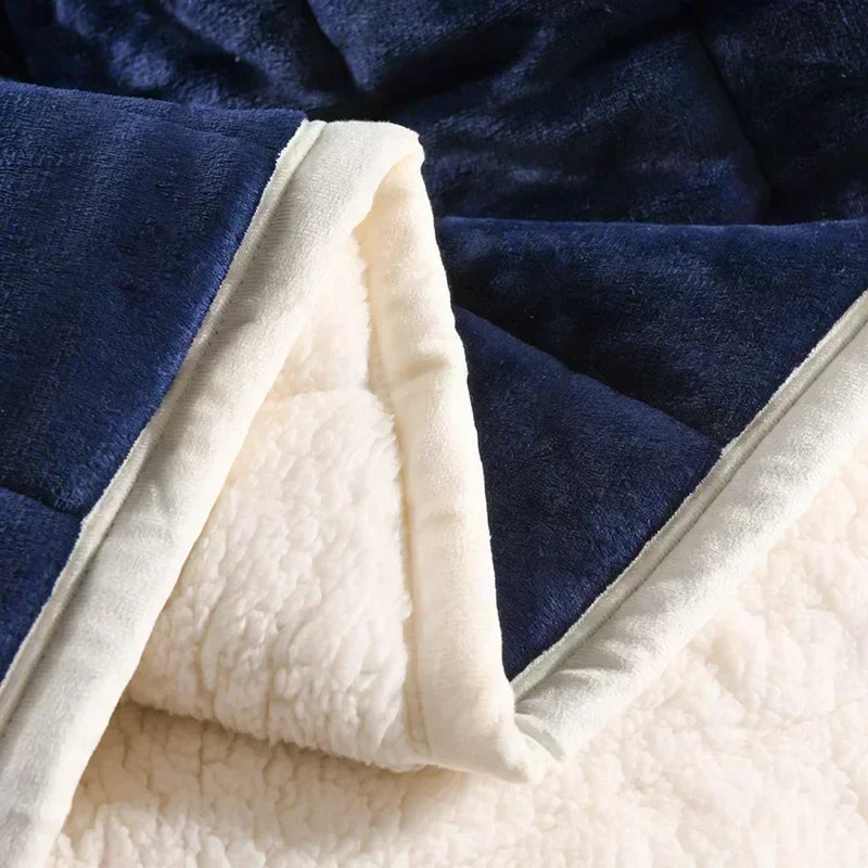 Decorbites™ Kuscheliges Flanell-Fleece-Lammwoll-Decke - 3 Lagen, warm & weich fürs Bett.