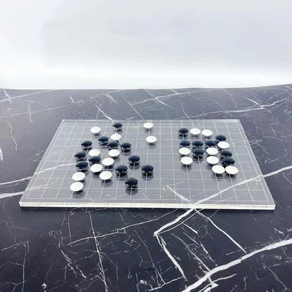 Decorbites™ Geometrisches Schach-Set - Minimalistisches Schachbrett & Figuren für entspannte Partien