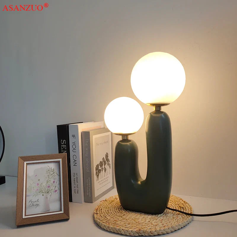 Decorbites™ Glasballen-Tischleuchte: Grün Rosa Harz Nordisch Kreativ Süße Schlafzimmer-Dekoration