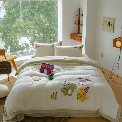 DecorBites™ Embroidered Milk Fleece Winter Bedding Set for Warmth & Cozy Comfort