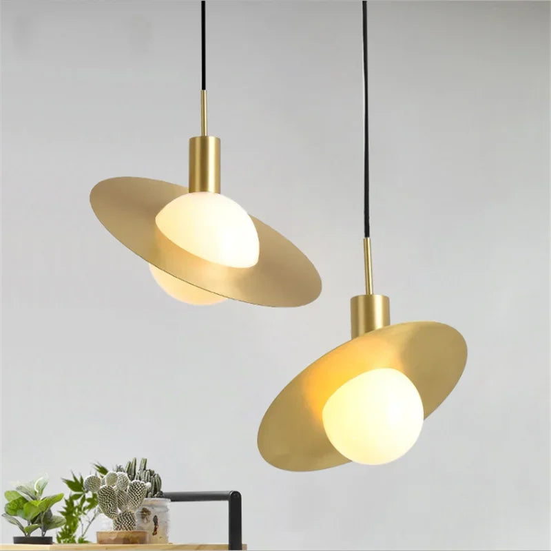 Decorbites™ Glasball-LED-Hängeleuchte: Modernes Monddesign für stilvolle Einrichtung des Zuhauses