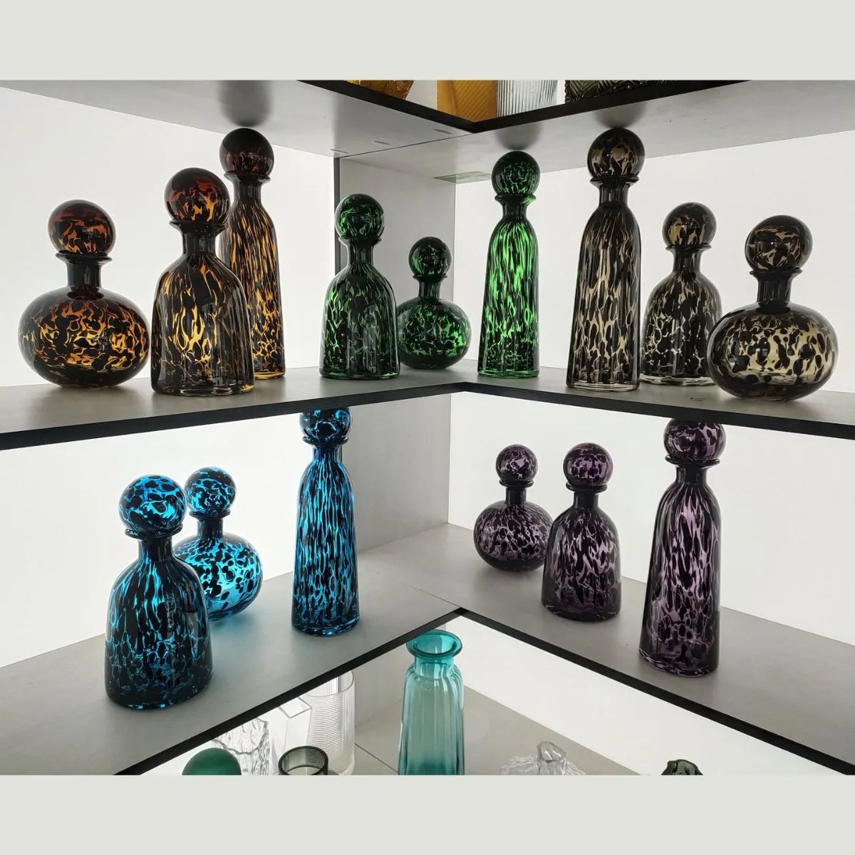 Decorbites™ Leopardmuster-Glasvase mit Deckel, farbenfrohe Terrarien-Heimdekoration
