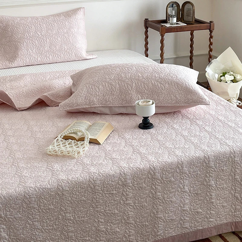 DecorBites™ Cotton Quilted Bedspread Set With Pillowcases
