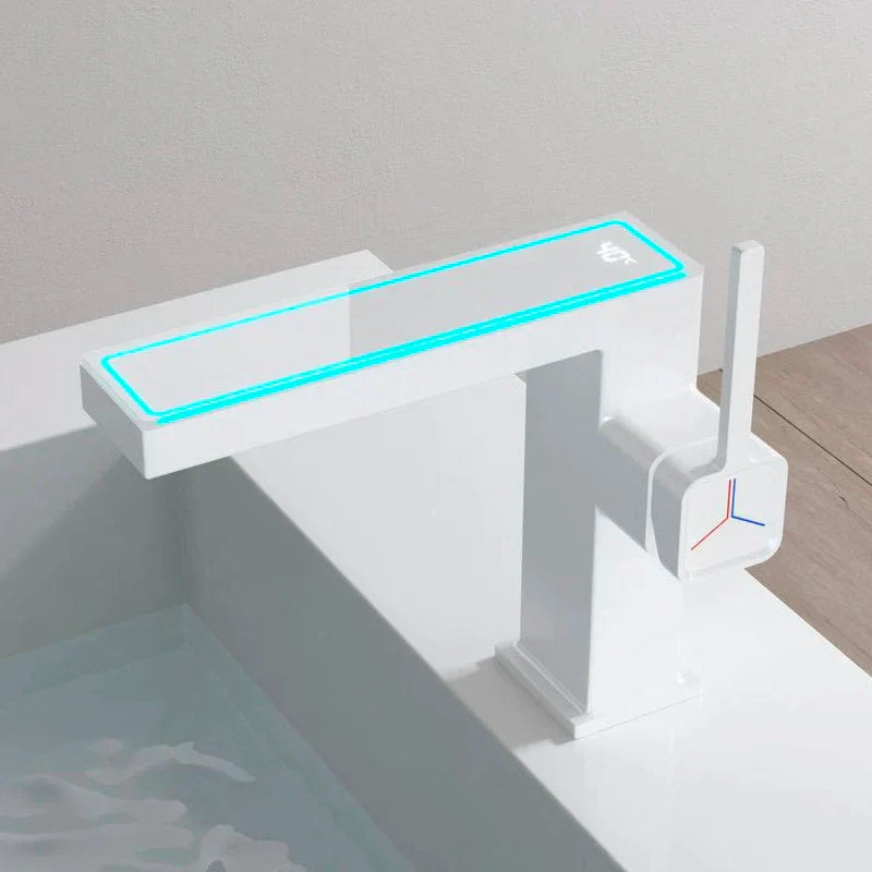 Decorbites™ Gun-Grau Digitales Display Beckenarmatur: Moderne Schwarze Badezimmer-Waschbeckenarmatur mit Temperaturanzeige