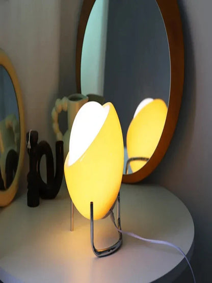 Decorbites™ Glas-Tischleuchte: Nordische LED-Retro-Nachtlampe für Schlafzimmer und Wohnzimmer