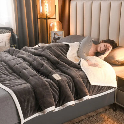 Decorbites™ Kuscheliges Korallen-Fleece 3-Lagiges Bettdecken für Herbst- & Winterwärme