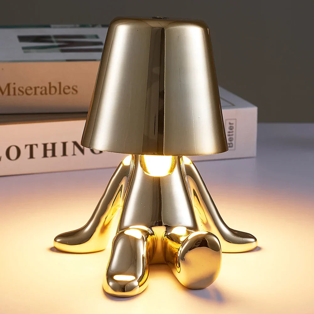 Decorbites™ Kleiner Goldener Mann Tischlampe – Kunst-Dekor-Nachtlicht für Wohnzimmer und Kinderzimmer