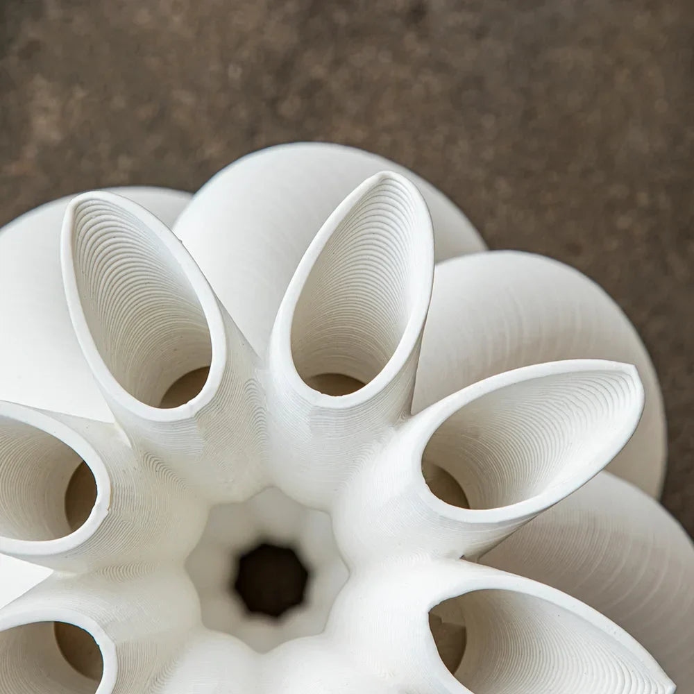 Decorbites™ Geometrische Keramikhohlvase Spiralförmige Rohr Blumengesteck Wohnungsdekoration Figuren