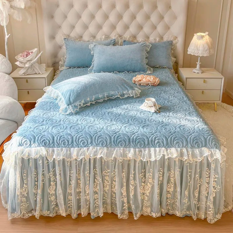 Decorbites™ Spitzen-Prinzessin-Bettwäsche-Set mit Samt-Bettrock & Steppdeckenbezug
