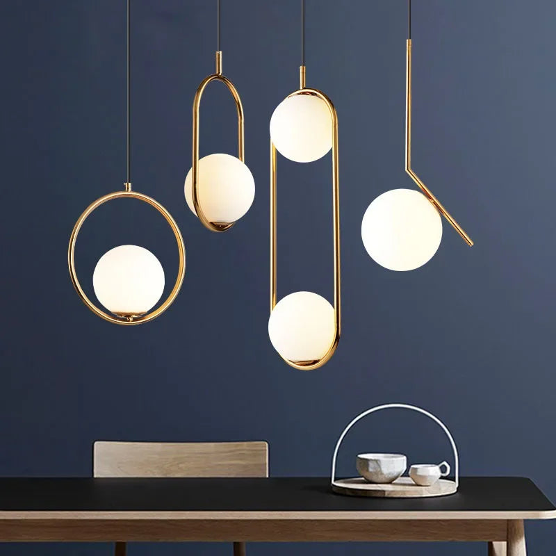 Decorbites™ Goldener Ring-Glasball-Hängeleuchte für Schlafzimmer und Wohnzimmer.