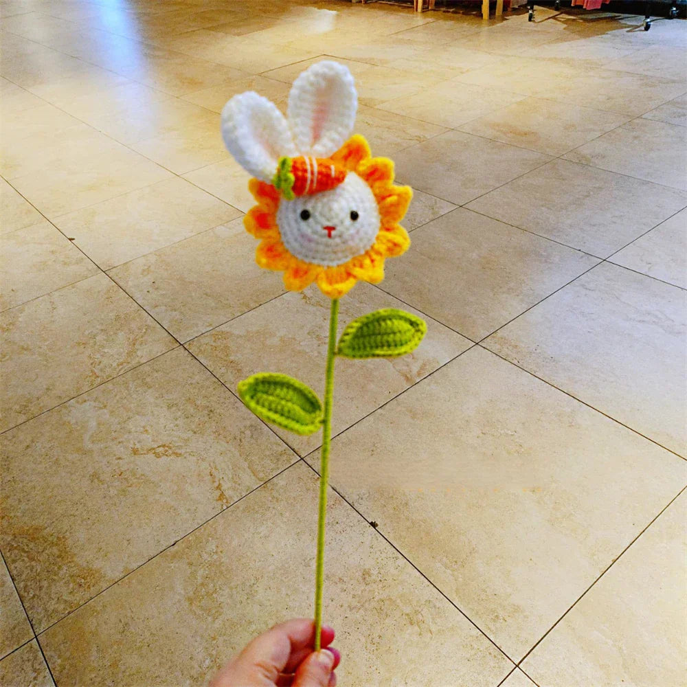 Decorbites™ Gestricktes Sonnenblumen- & Hasen-Bouquet: Handgefertigte Häkel-DIY-Heimdekoration & Geschenk