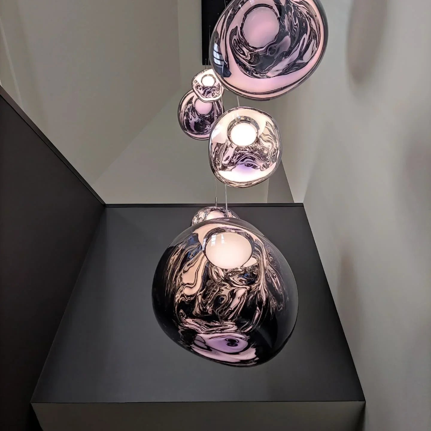 Decorbites™ Glas-Lava-LED-Hängeleuchten für modernes Wohnzimmer- und Schlafzimmer-Dekor