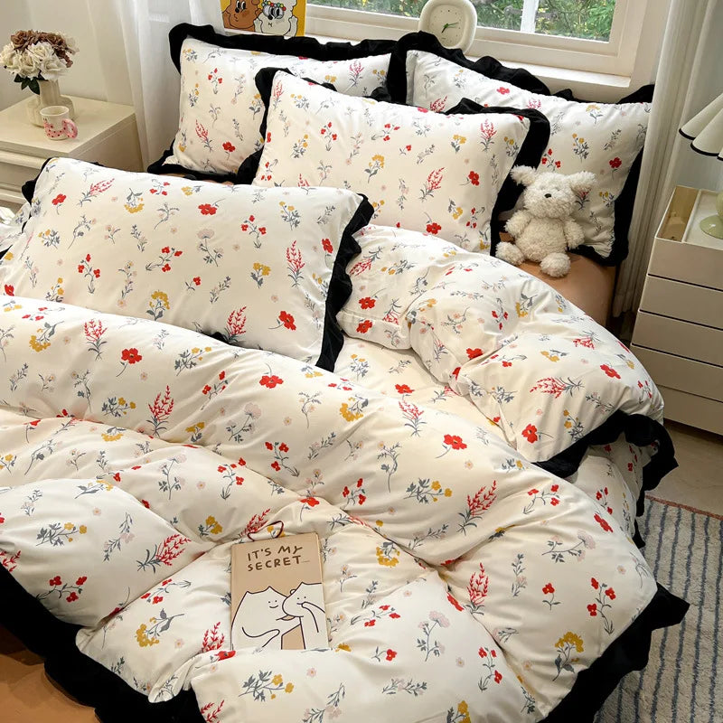 Decorbites™ Korean Black White Hepburn Style Bettwäsche-Set mit Spitzen-Spannbettlaken-Set