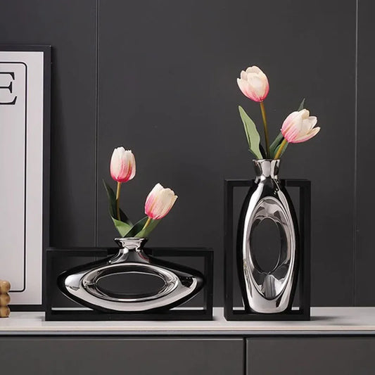 Decorbites™ Elegante quadratische Keramikvase mit künstlichen Blumen zur Dekoration des Schreibtisches