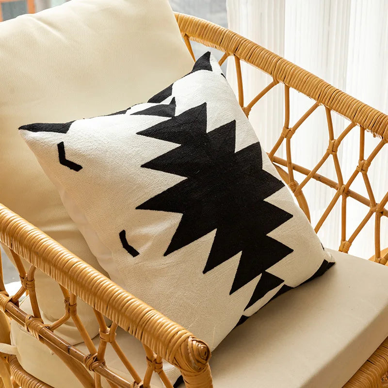 Decorbites™ Geometrisch Besticktes Kissenbezug - Elegante Wohnzimmer-Sofadecoration