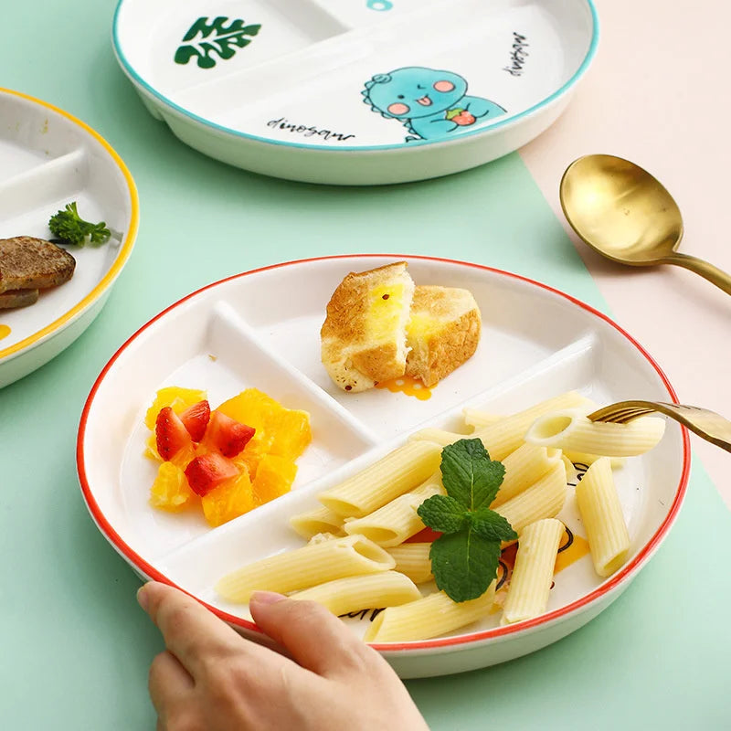 Decorbites™ Kinder-Cartoon-Gitter-Teller – Spaßiger & Funktionaler Trenn-Teller für Frühstück & Snacks
