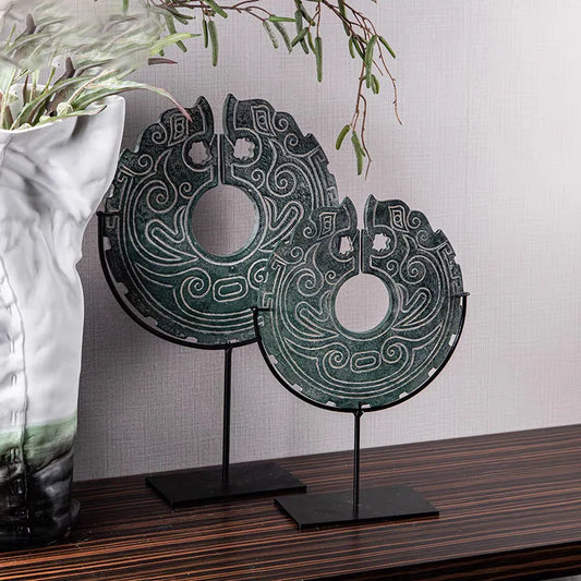 Decorbites™ Geometrische Totem-Harzstatue | Chinesisches Retro-Heimdekoration-Zubehör