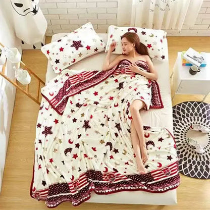 DecorBites™ Coral Fleece Flannel Flower Printed Blanket for Single/Queen/King Beds