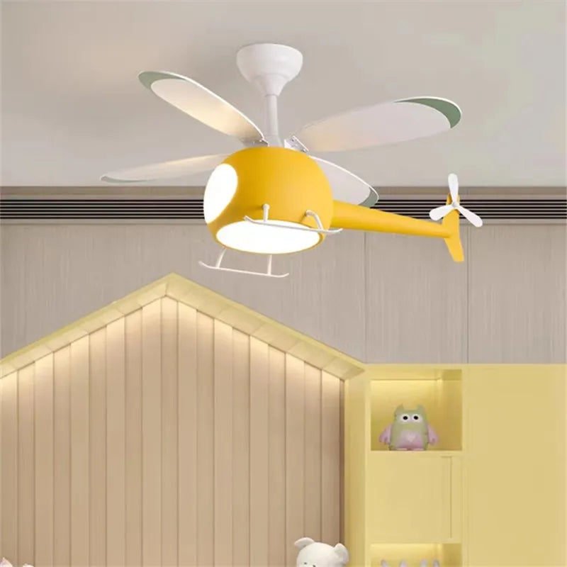 Decorbites™ Hubschrauber-Deckenleuchte: Nordische kreative Dekorationslampe für das Kinderzimmer