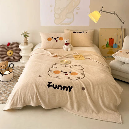 DecorBites™ Cozy Teddy Fleece Blanket - Luxury Bedspread for All Seasons