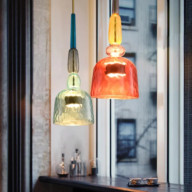 Decorbites™ Glas-Nachttischleuchte: Moderner farbenfroher Kronleuchter für Küche, Kaffeebereich und Schlafzimmer