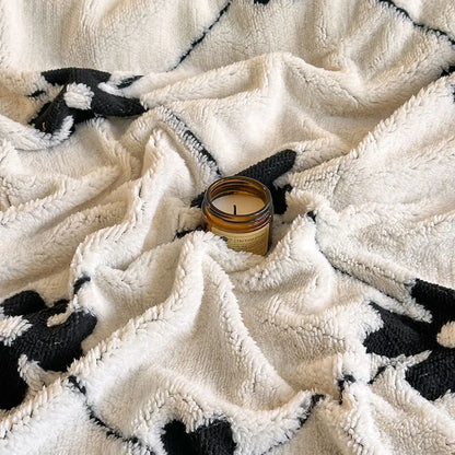 DecorBites™ Double-Layer Jacquard Lamb Wool Blanket - Cozy Sofa Throw for Winter Home Comfort