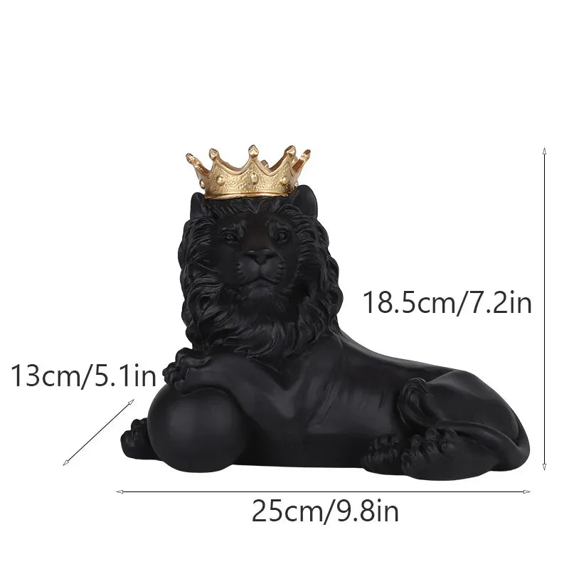 Decorbites™ Goldene Krone Löwenkönig Statue 17 cm Höhe Nordische Handwerkskunst Dekoration für Zuhause und Büro