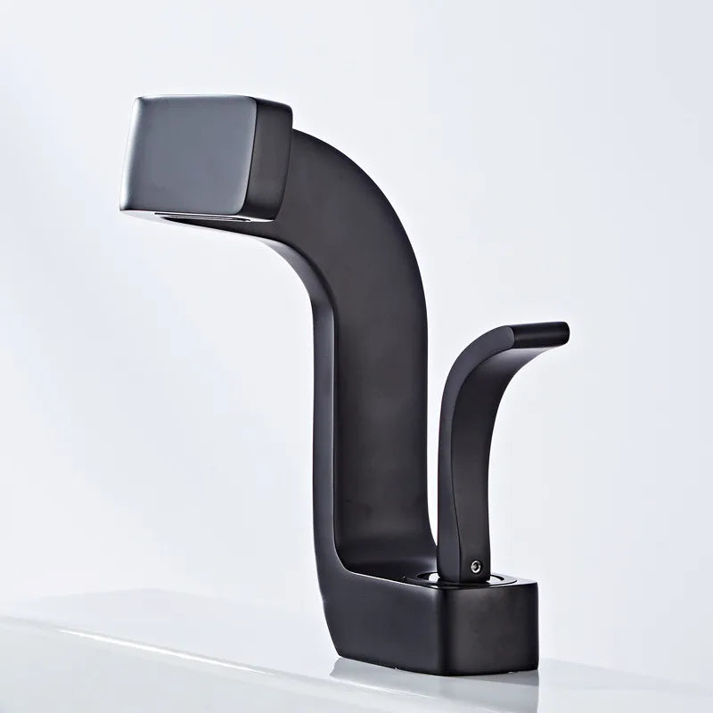 Gold Brass Basin Faucet With Ceramic Valve
