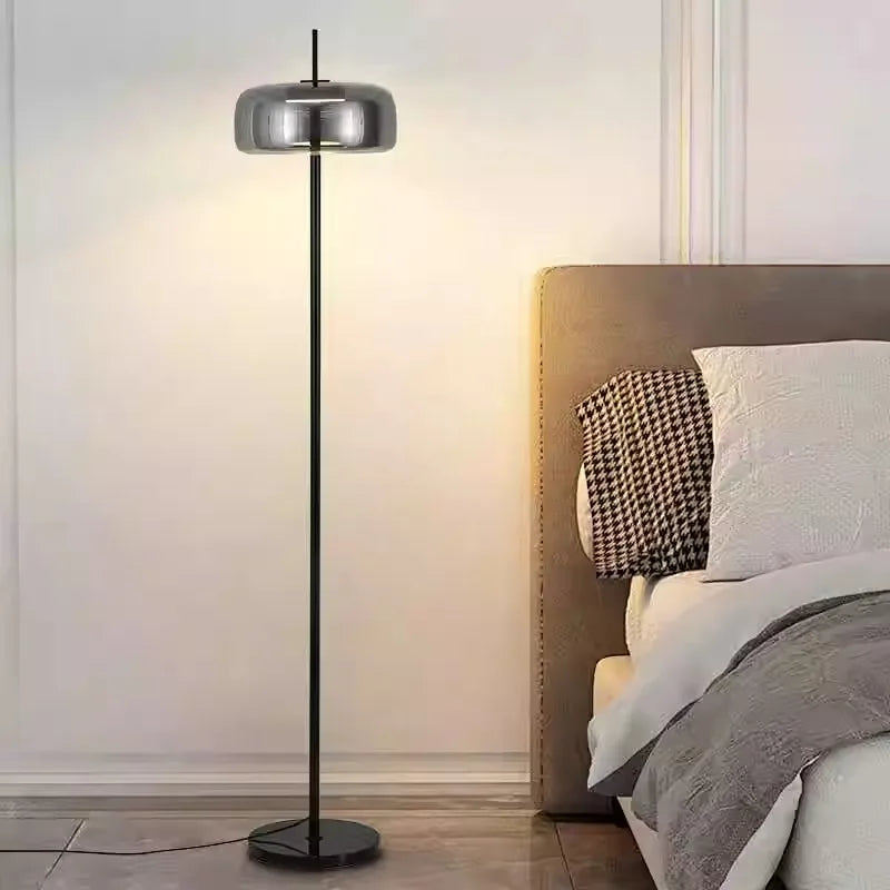 Decorbites™ Graue Glas Stehlampe: Italienisches Design Minimalistische Stehbeleuchtung für das Wohnzimmer