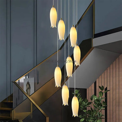 Decorbites™ Elegante Tulpen-Treppenleuchter: Luxuriöse Dekor-Hängeleuchte LED-Lampe für Lobby, Restaurant, Hotel.