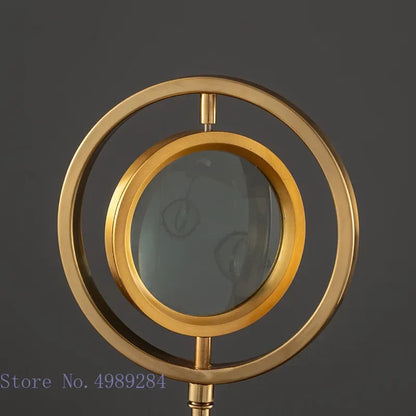 Decorbites™ Goldene Metall-Augen-Lupe mit Kristallglas-Basis - Moderne Heimdekoration