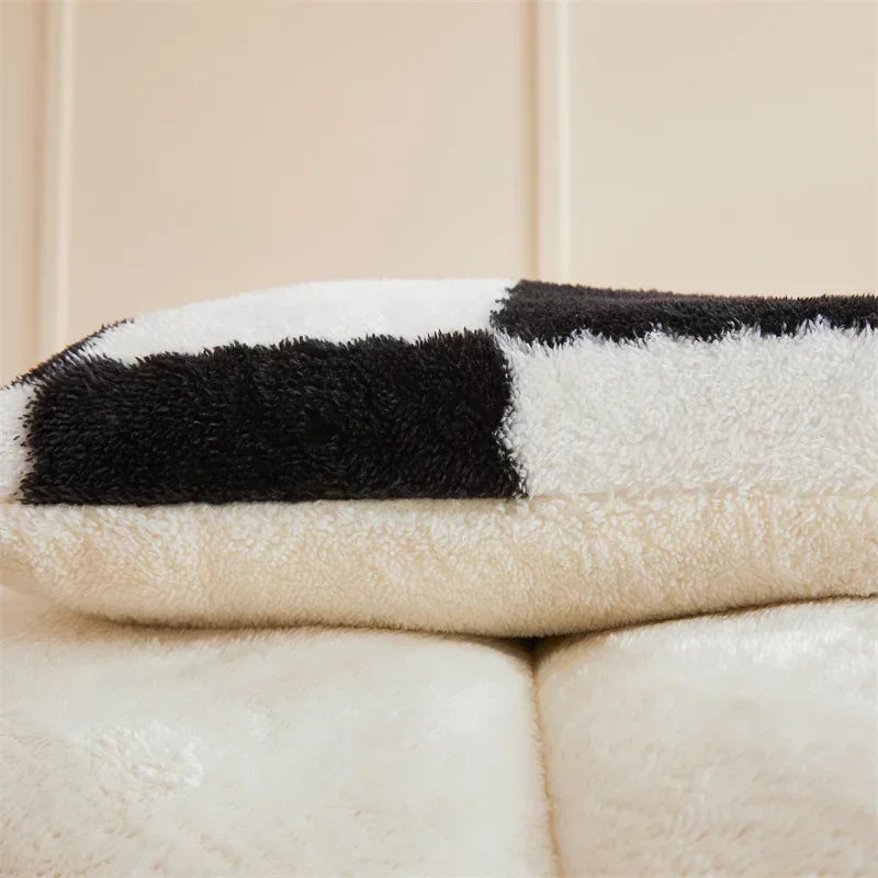 Decorbites™ Gemütliche Schachbrett-Winterdecke - Super dick & weich aus Kaschmir-Duvet-Bettdecke