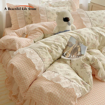 Decorbites™ Baumwoll-Bettwäsche-Set Kleine Blumenmuster Prinzessin - Queensize - Daunendeckelbezug Bettlaken Bettrock Kissenbezüge